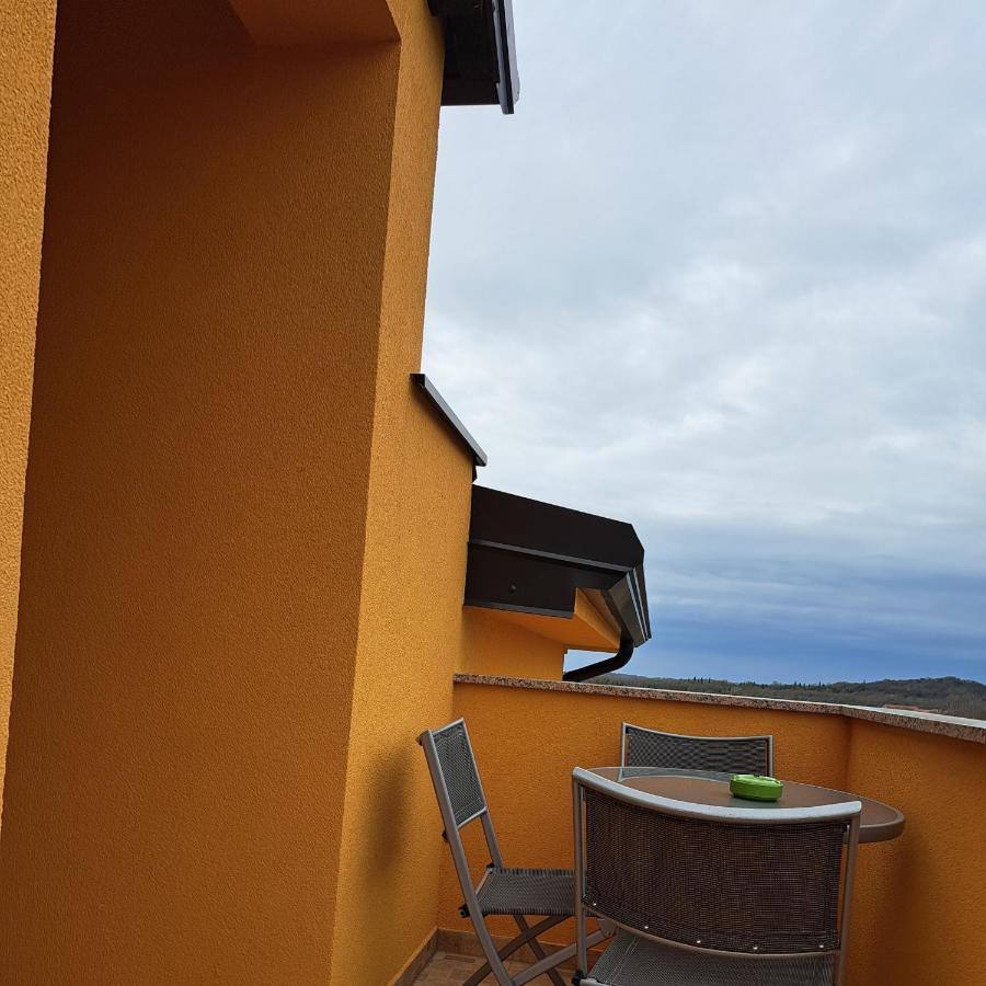 Sobe Rooms Tea Buje Exterior photo