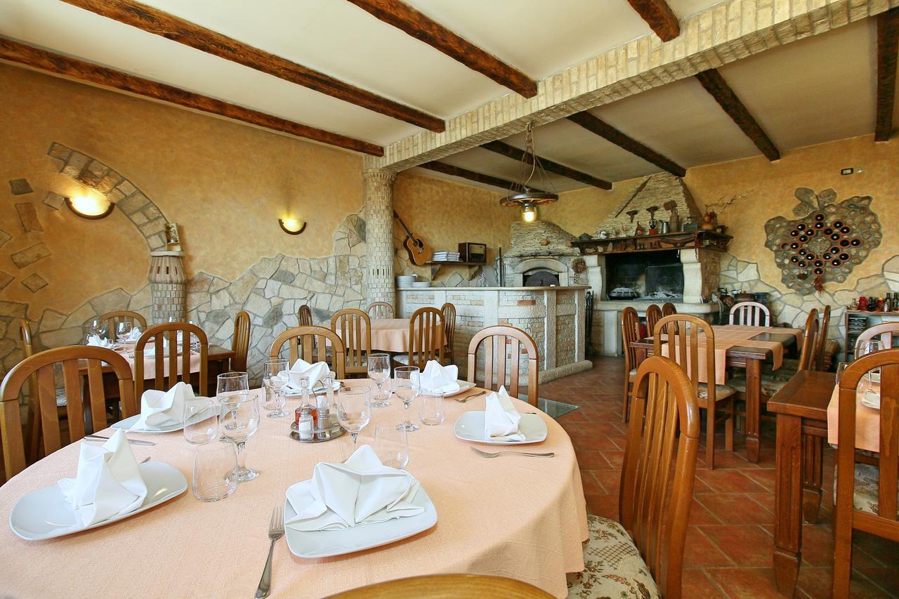 Sobe Rooms Tea Buje Exterior photo